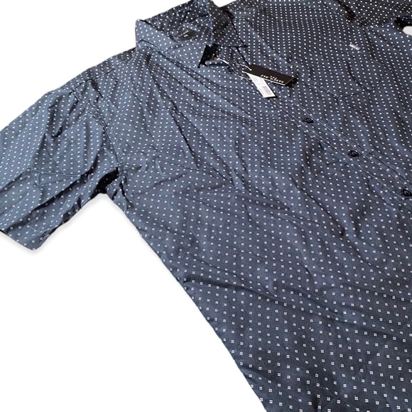 Hawks Bay USA mens button down short sleeve, size 2XL navy blue New NWT. - Picture 8 of 12